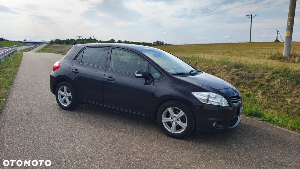 Toyota Auris 1.4 D-4D Luna - 9