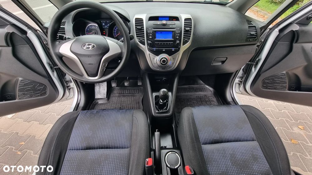 Hyundai ix20 1.4 blue Comfort - 32