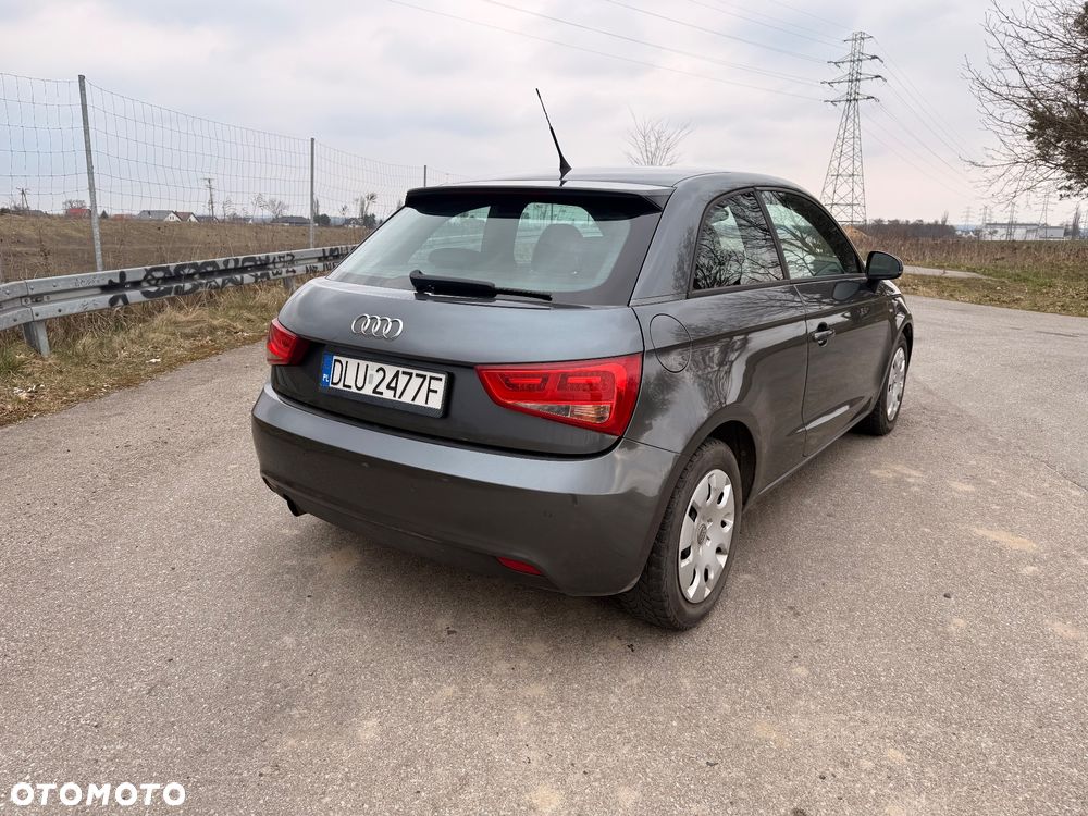 Audi A1 3-drzwiowe 1.6 TDI S line edition - 36