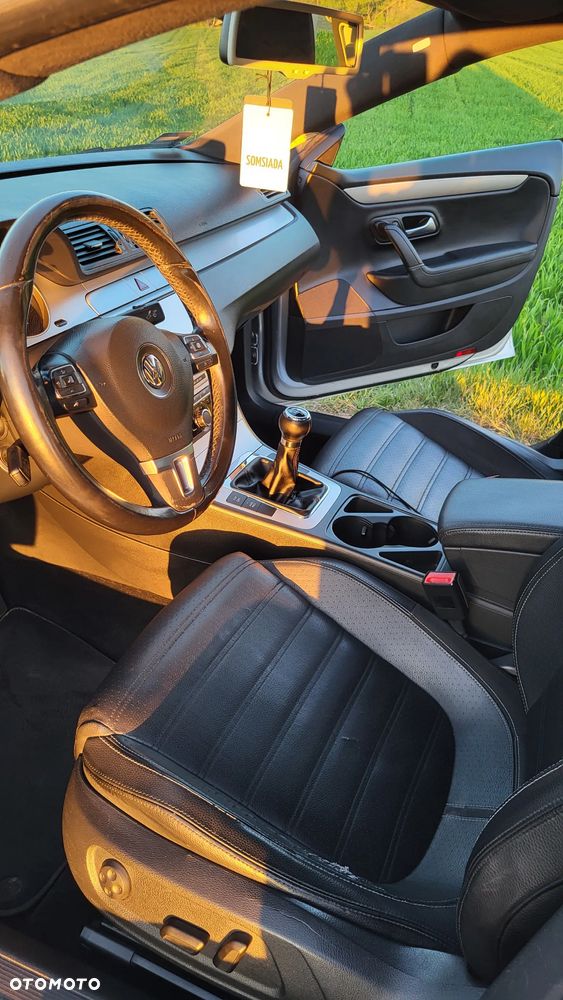 Volkswagen Passat CC - 8