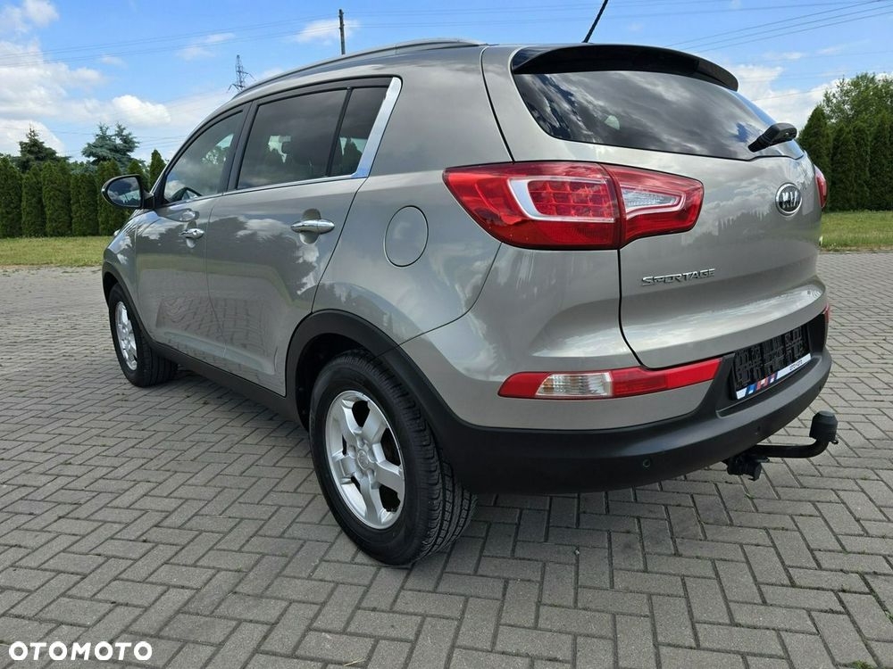 Kia Sportage - 16