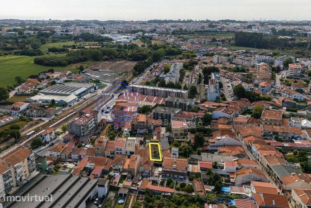 Cidreira 64 |Projeto de Arquitetura | 5 apartamentos | São Mamede de I - Grande imagem: 5/30