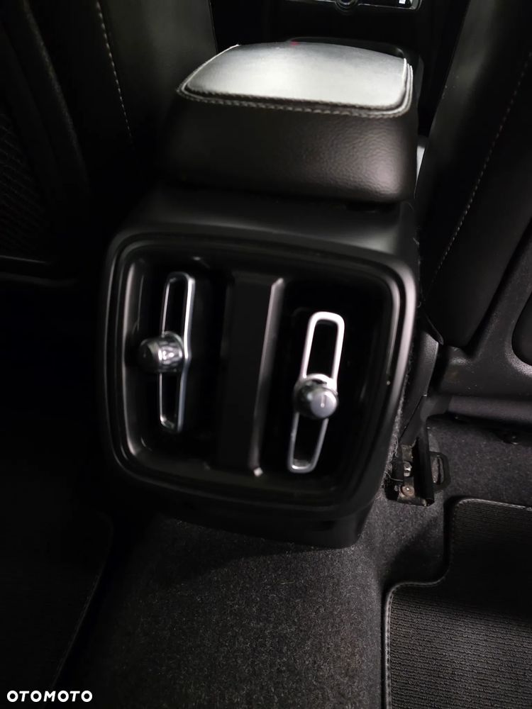 Volvo XC 40 D3 Inscription - 22