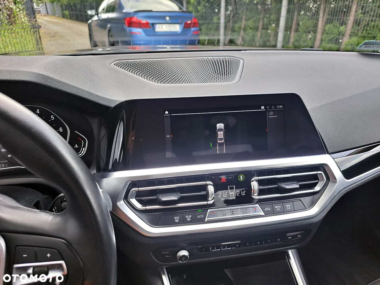 BMW Seria 3 318i Sport - 13