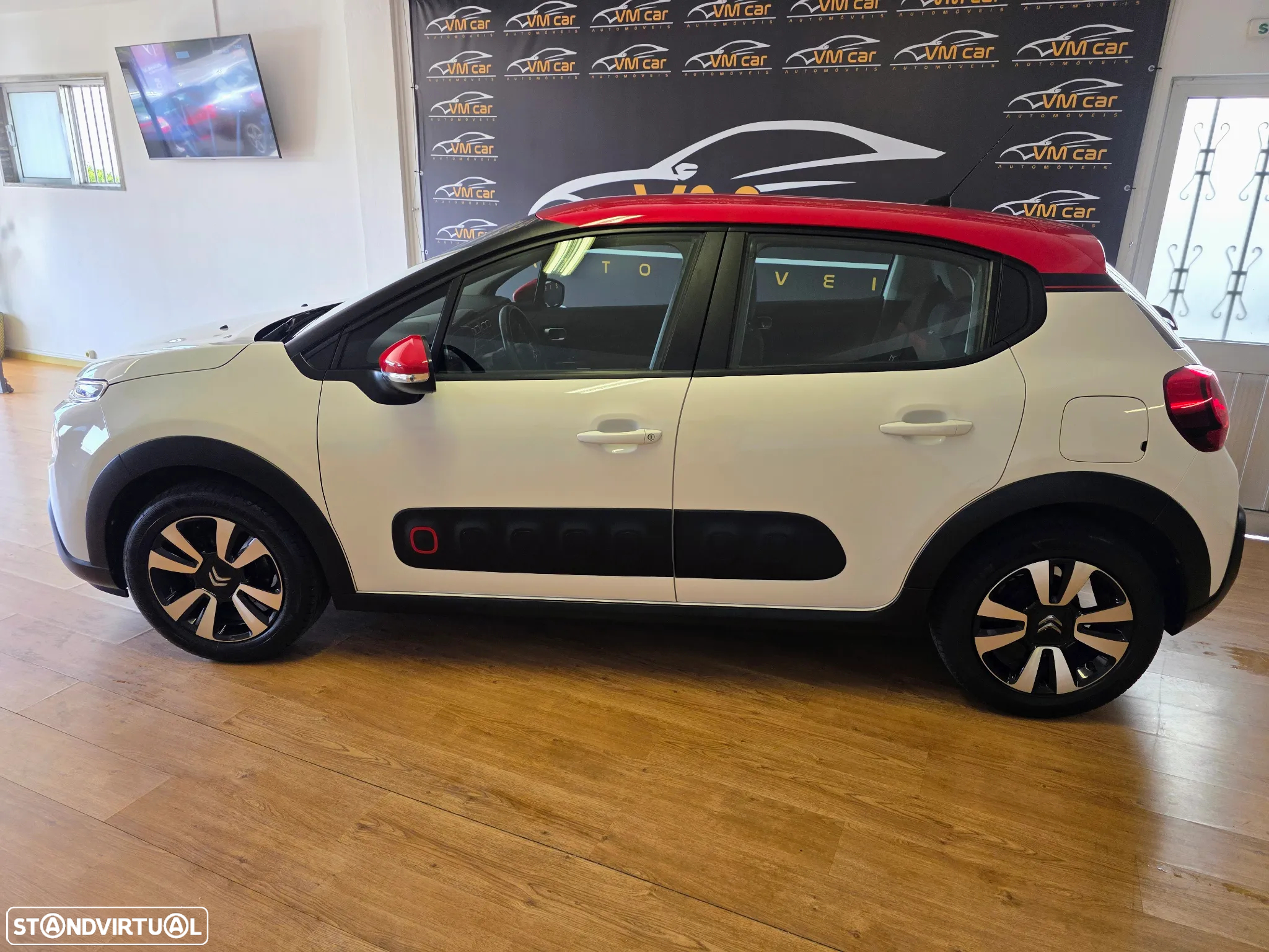 Citroën C3 1.2 PureTech Shine - 9