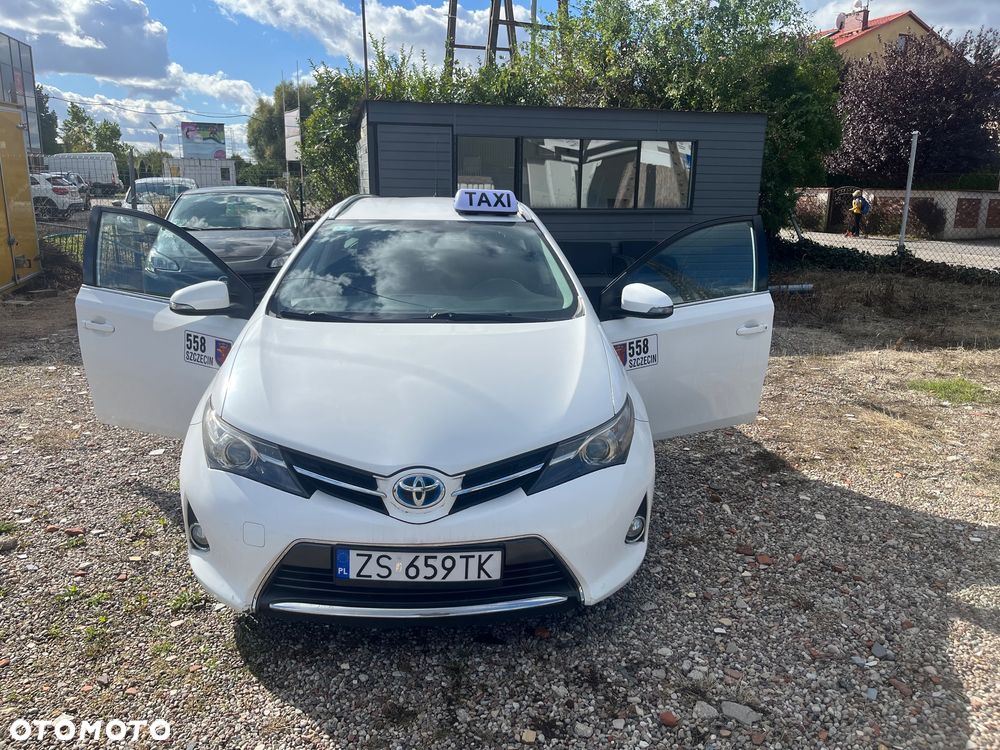 Toyota Auris - 2