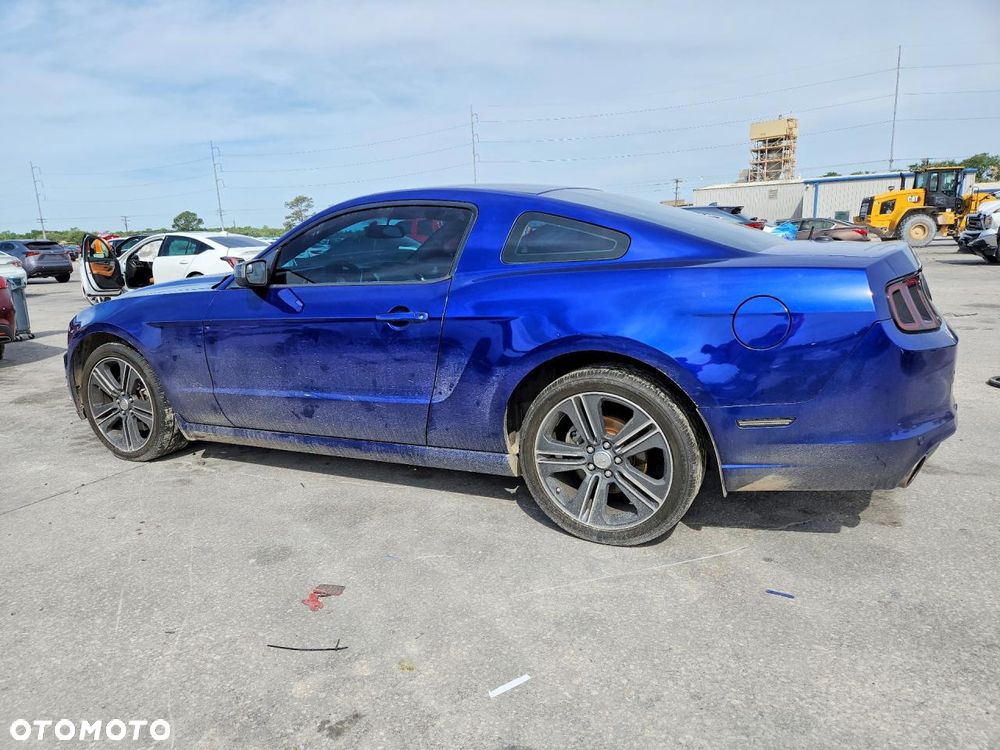 Ford Mustang 3.7 V6 Premium - 3