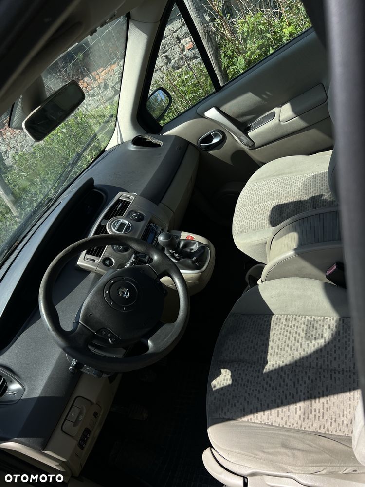 Renault Scenic - 5