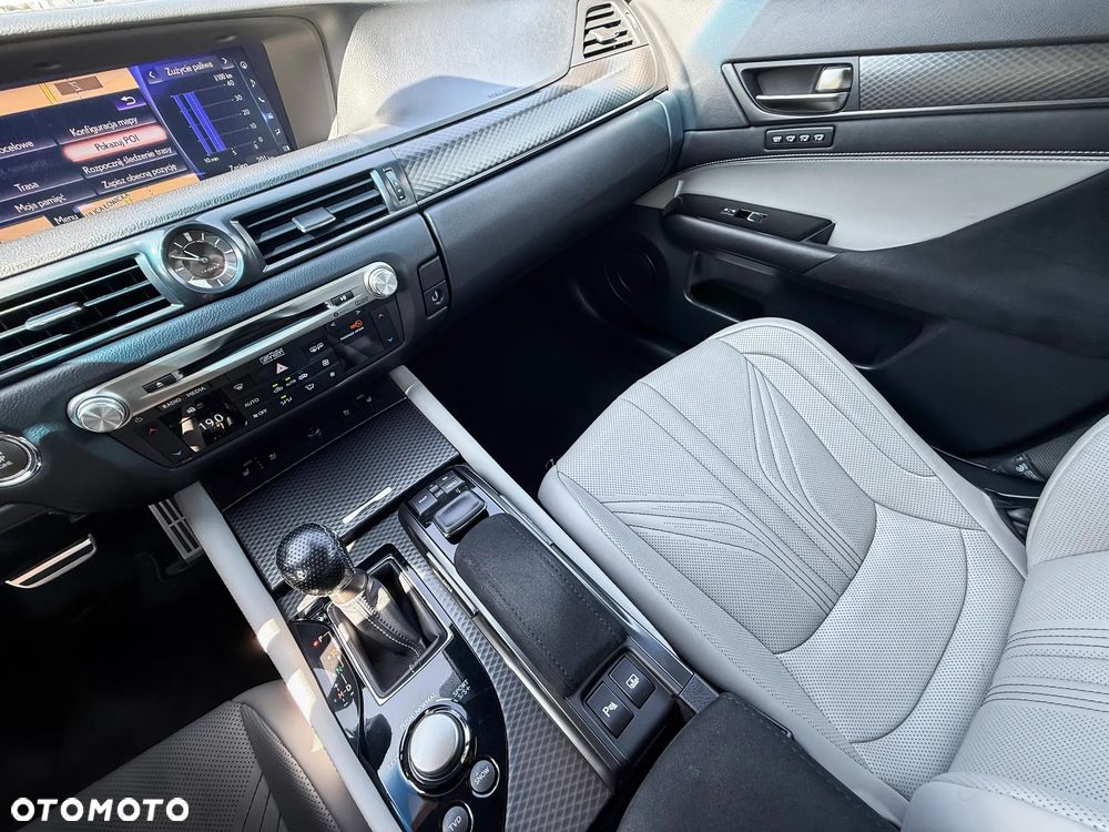 Lexus GS F - 6