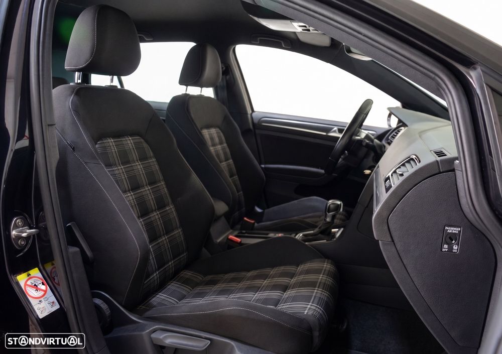 VW Golf GTD (BlueMotion ) DSG - 16