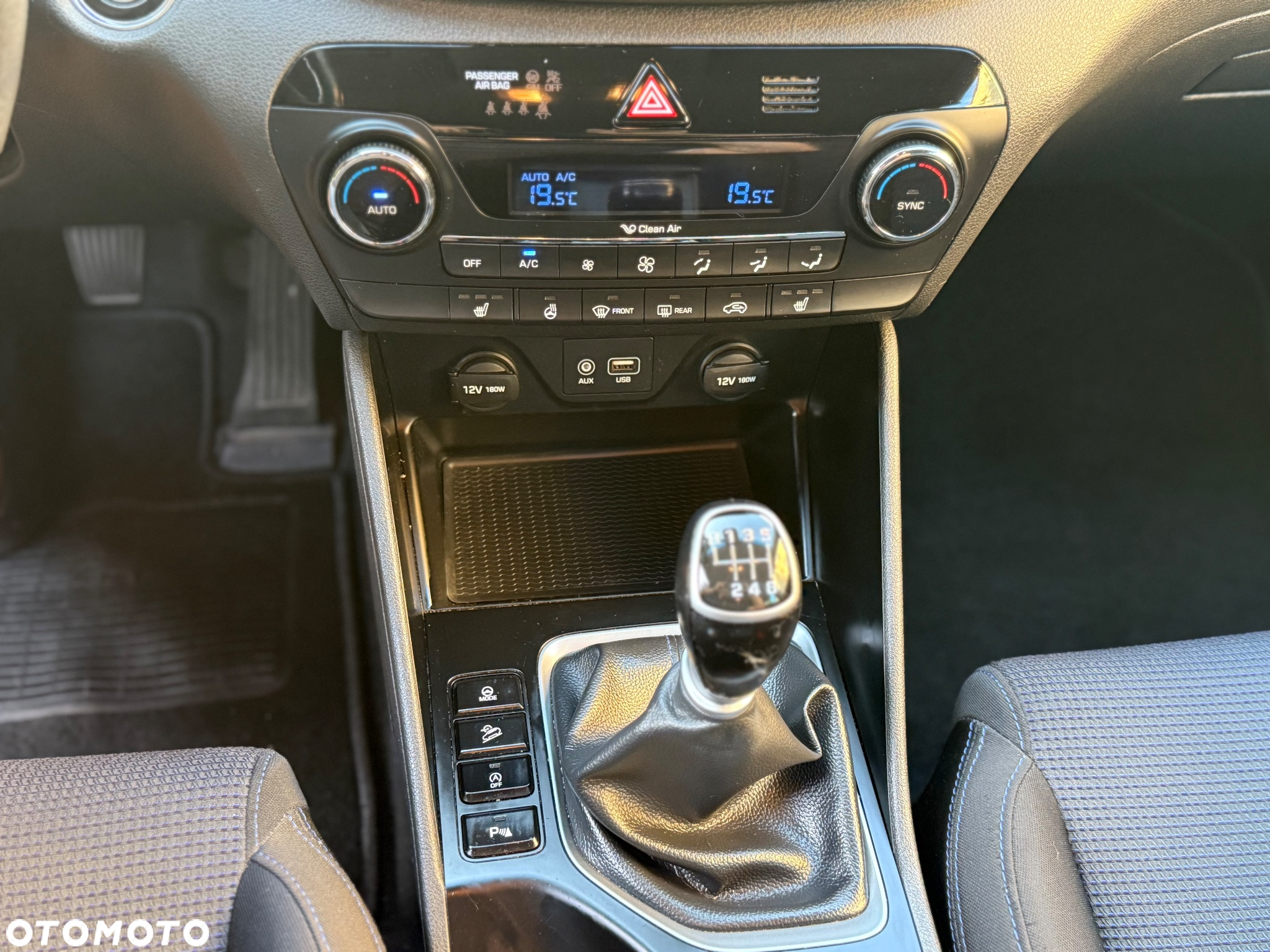 Hyundai Tucson 1.7 CRDI BlueDrive GO 2WD - 11