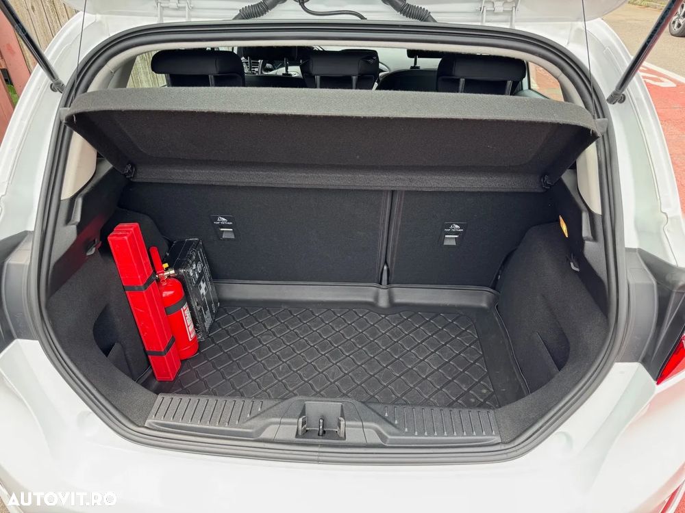 Ford Fiesta 1.0 EcoBoost Active I - 13