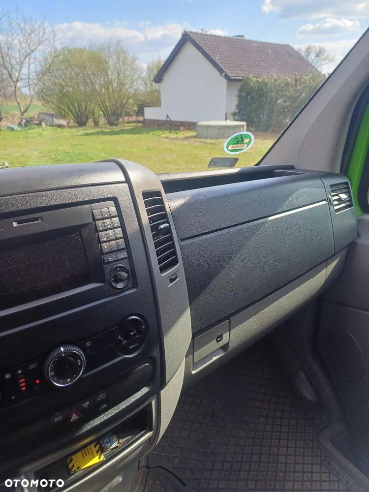 Mercedes-Benz Sprinter - 8