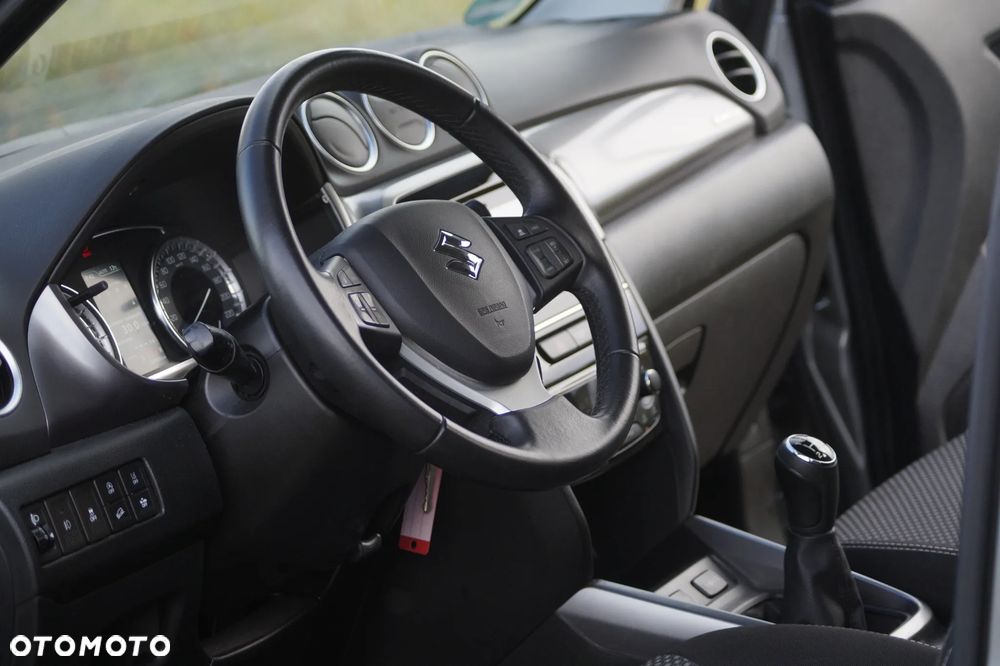 Suzuki Vitara - 29