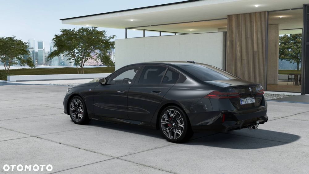 BMW Seria 5 520d xDrive - 3