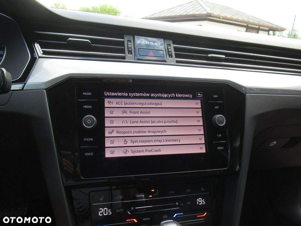 Volkswagen Passat 2.0 TSI Business DSG - 21