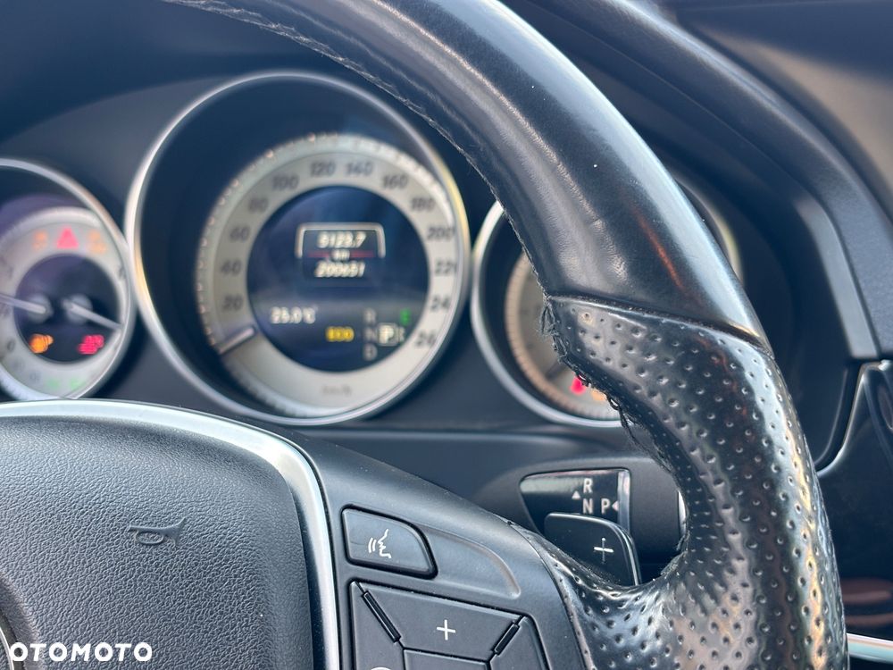 Mercedes-Benz Klasa E 220 BlueTEC 7G-TRONIC Avantgarde - 24