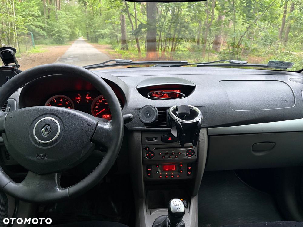 Renault Thalia 1.4 16V All Inclusive - 3