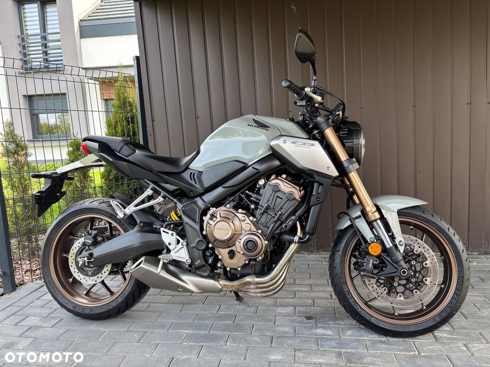 Honda CB - 19