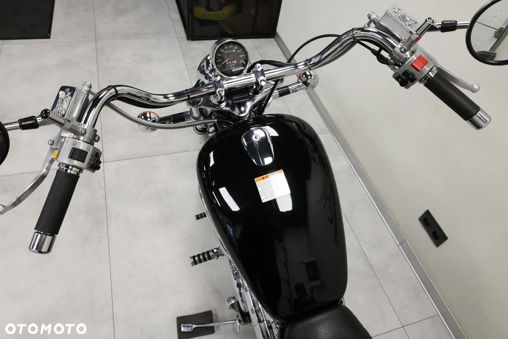 Suzuki VS - 22