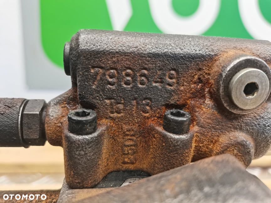 Pompa hydrauliczna Rexroth Merlo P 32.6 - 6