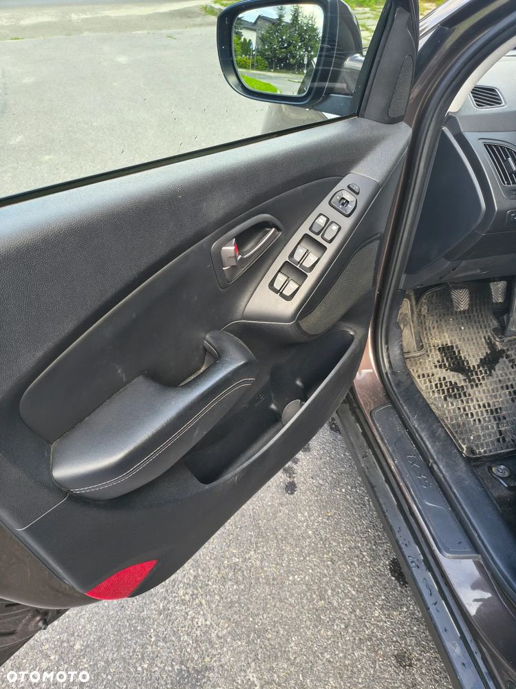 Hyundai ix35 1.7 CRDi Comfort 2WD - 9