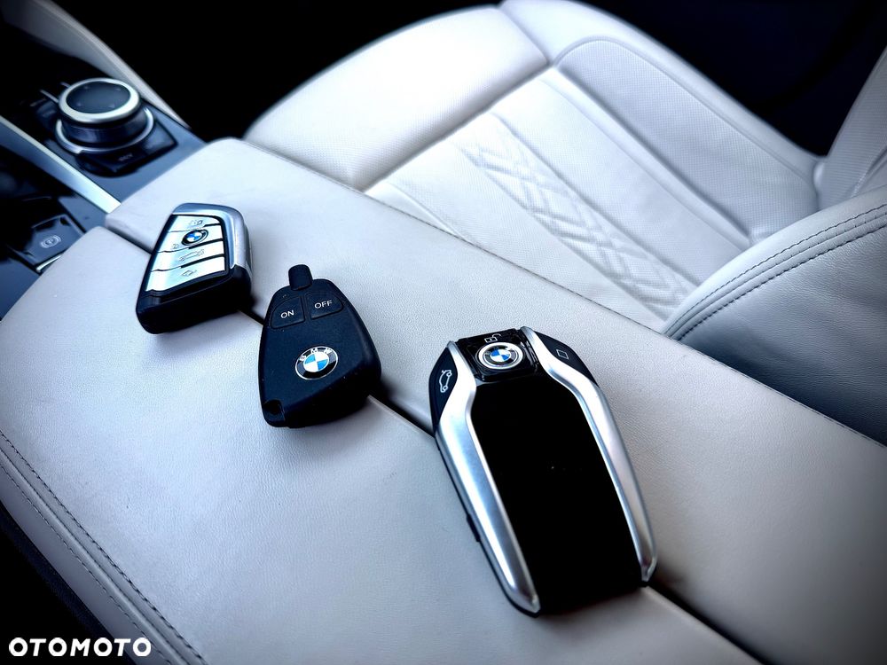 BMW Seria 5 540d xDrive Luxury Line - 33