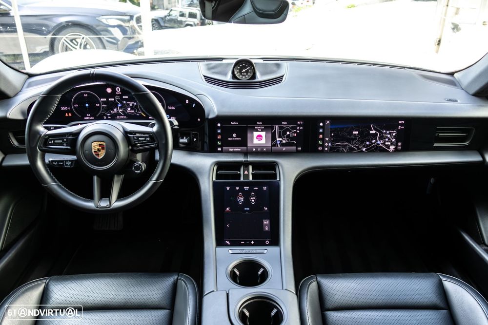 Porsche Taycan Bateria Performance Plus - 15