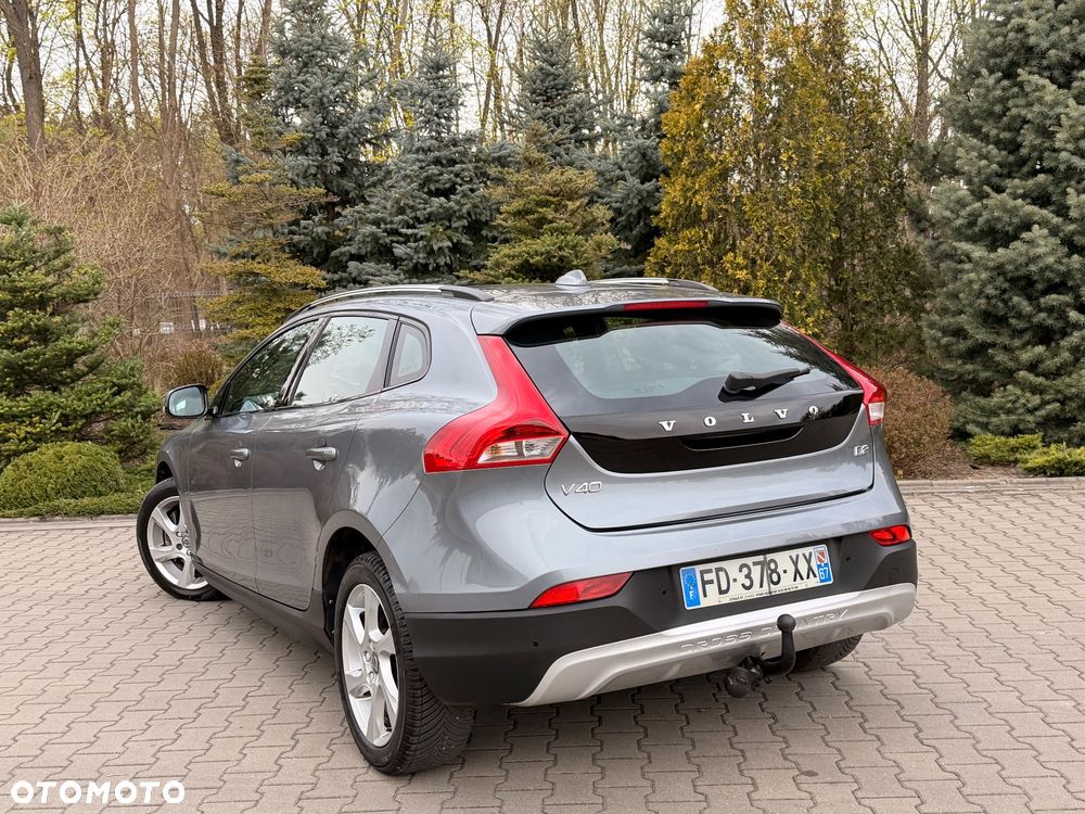 Volvo V40 Cross Country D2 Momentum - 21