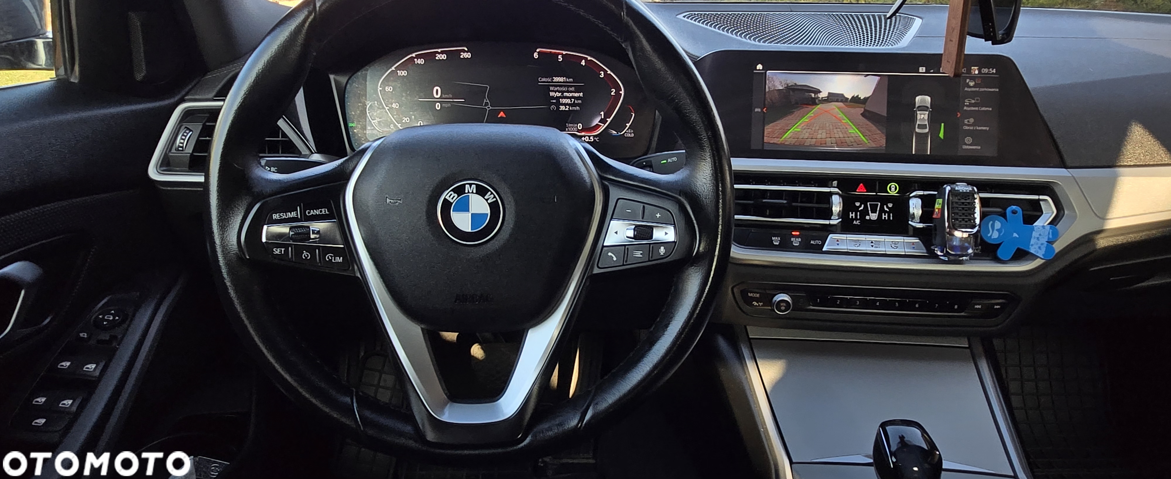 BMW Seria 3 318d - 14