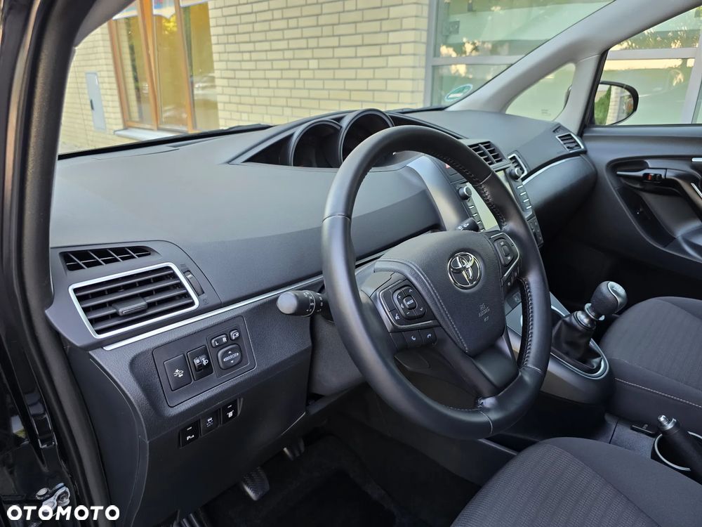Toyota Verso - 17