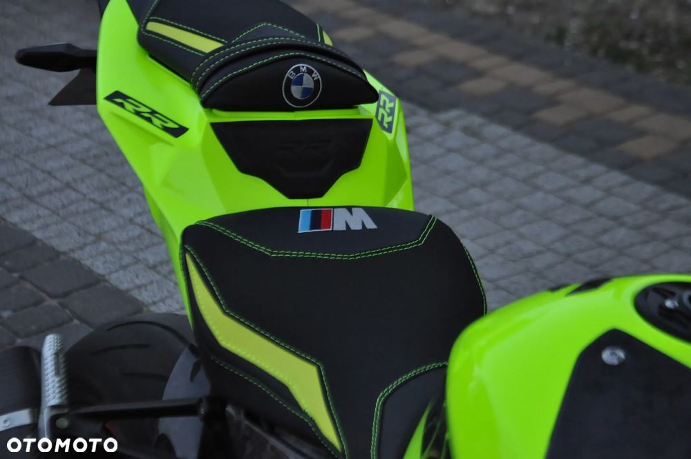 BMW S - 29