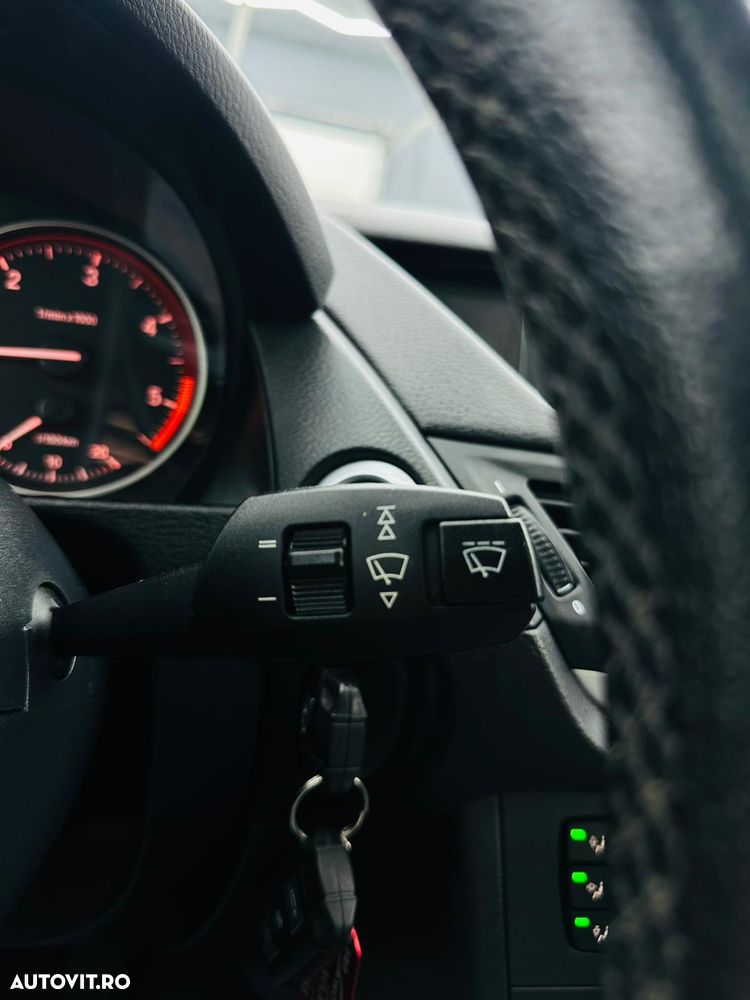 BMW X1 xDrive18d - 30