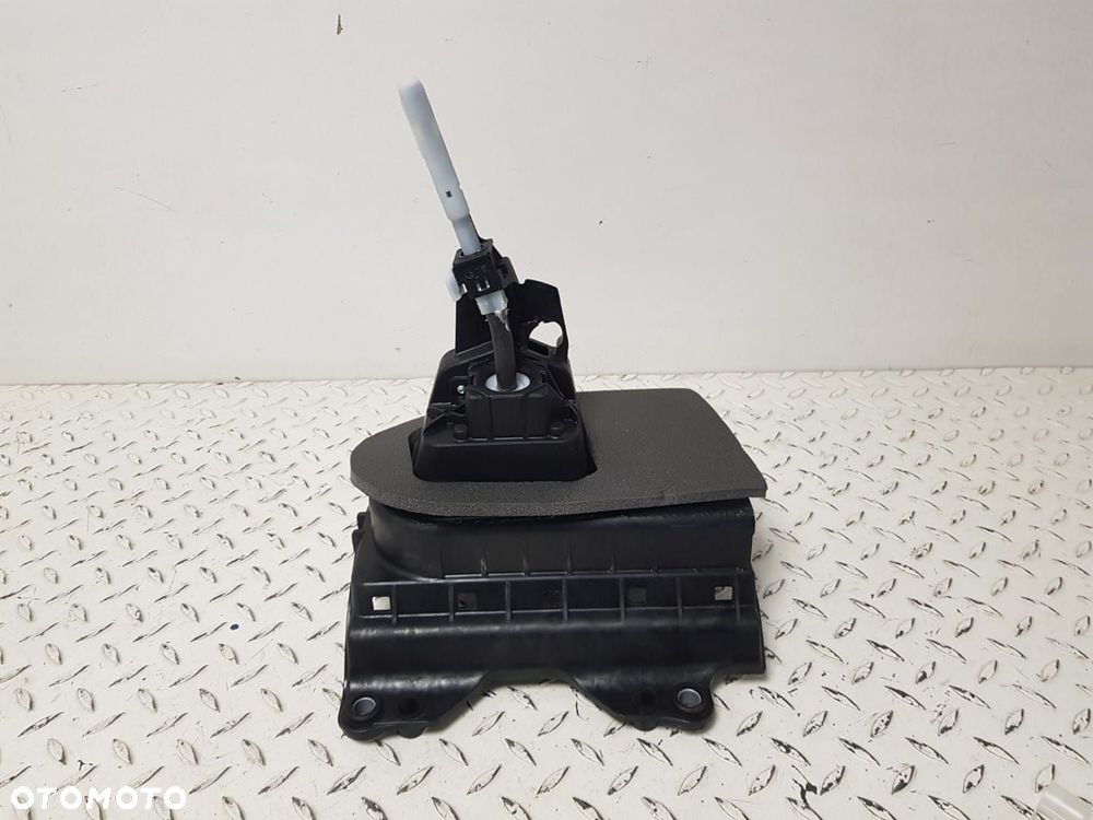 FABRYCZNIE NOWA ORYGINALNA PROWADNICA GAŁKA DZWIGNIA ZMIANY 6 BIEGÓW MANUAL CORSA E 14-25  55509033 - 4