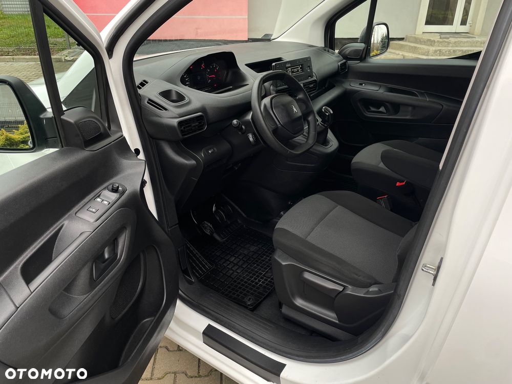 Peugeot Partner - 11