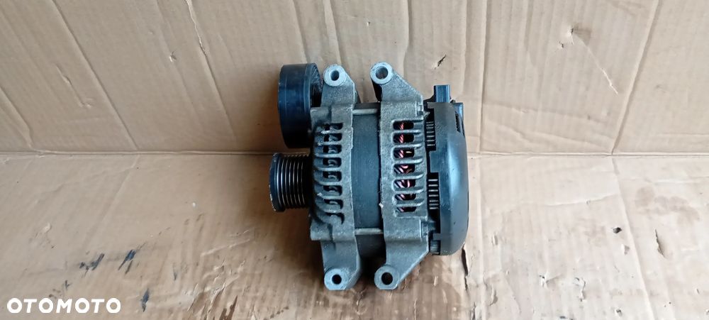 Alternator prądnica BMW I E81 E87 2.0i 7550468 - 4