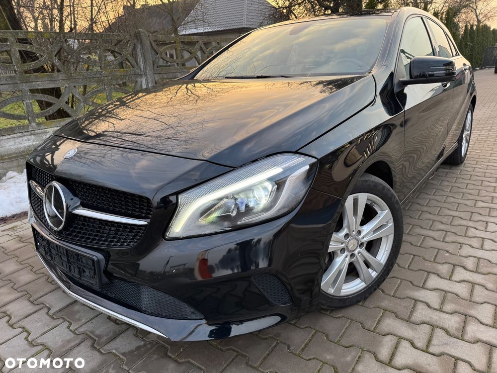 Mercedes-Benz Klasa A 180 7G-DCT AMG Line - 28