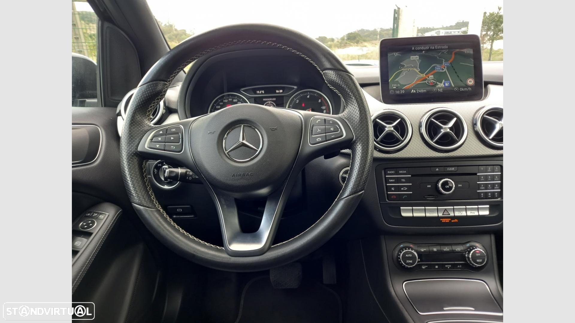 Mercedes-Benz B 200 d Urban Aut. - 25