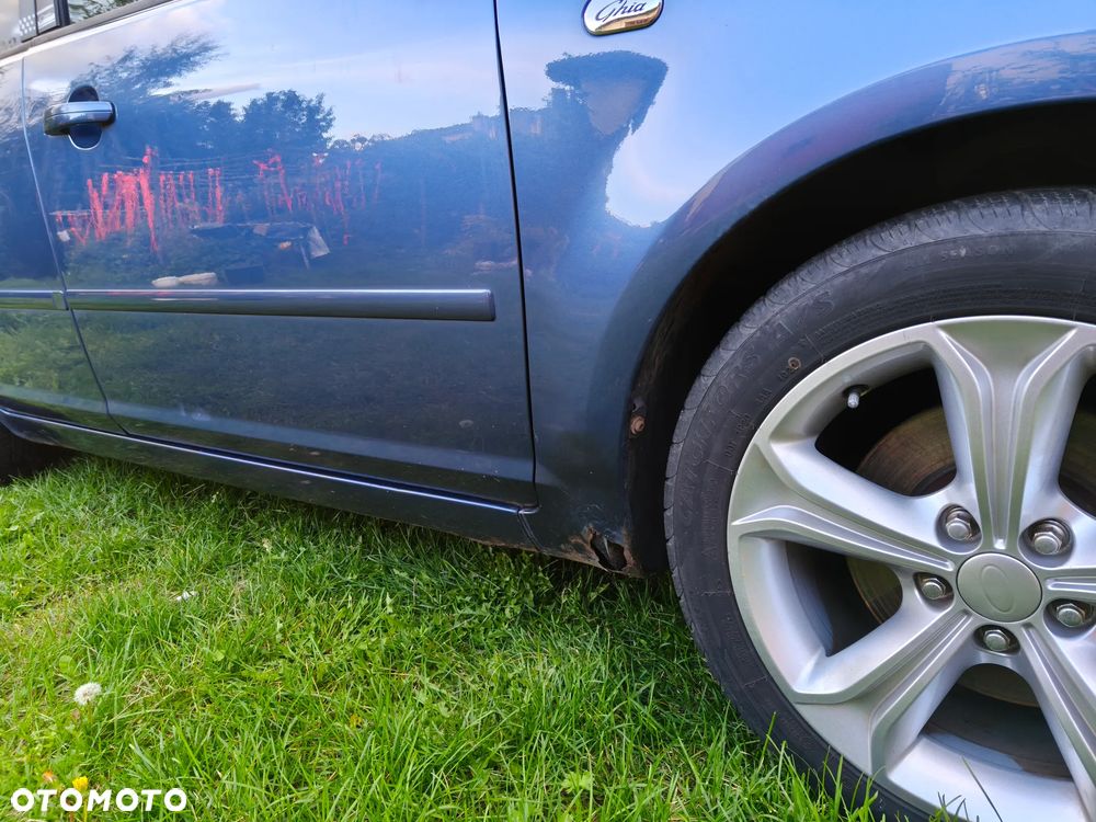 Ford Focus C-Max 2.0 Ghia - 9