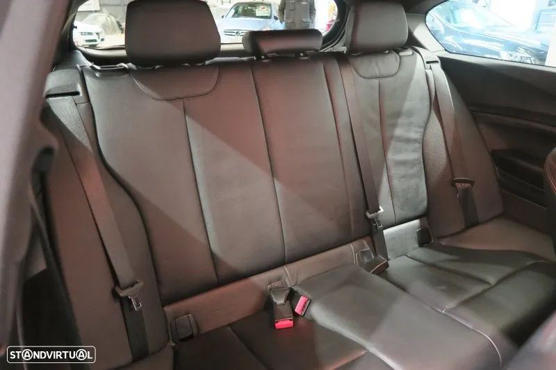 Conjunto de Bancos Traseiros Pack M BMW Serie 1 F21 / 3 Portas em Pele - 2