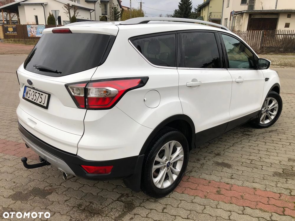 Ford Kuga - 8