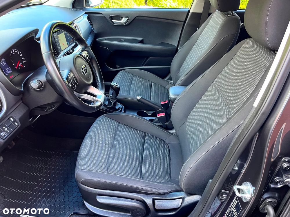 Kia Stonic 1.4 L - 7