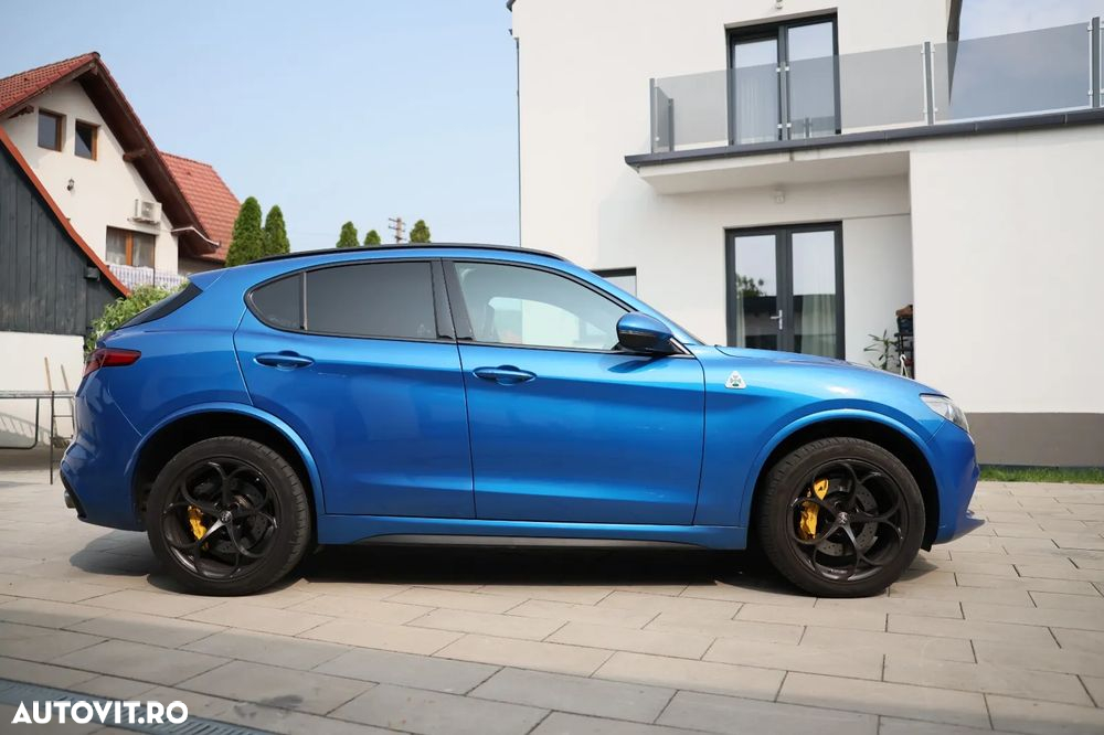 Alfa Romeo Stelvio V6 2.9 Bi-Turbo AT8-Q4 Quadrifoglio - 5