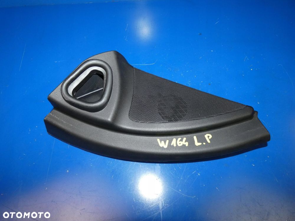 MERCEDES ML W164 OSŁONA GŁOŚNIKA TRÓJKĄT LEWY - 1