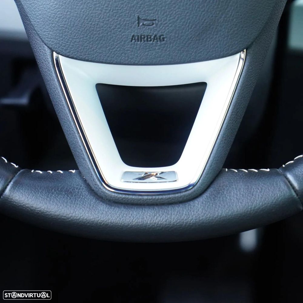 SEAT Arona 1.0 TSI Xcellence DSG - 24