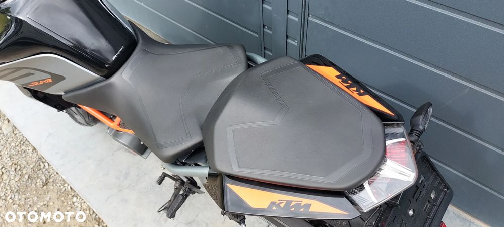 KTM Duke 125 - 13