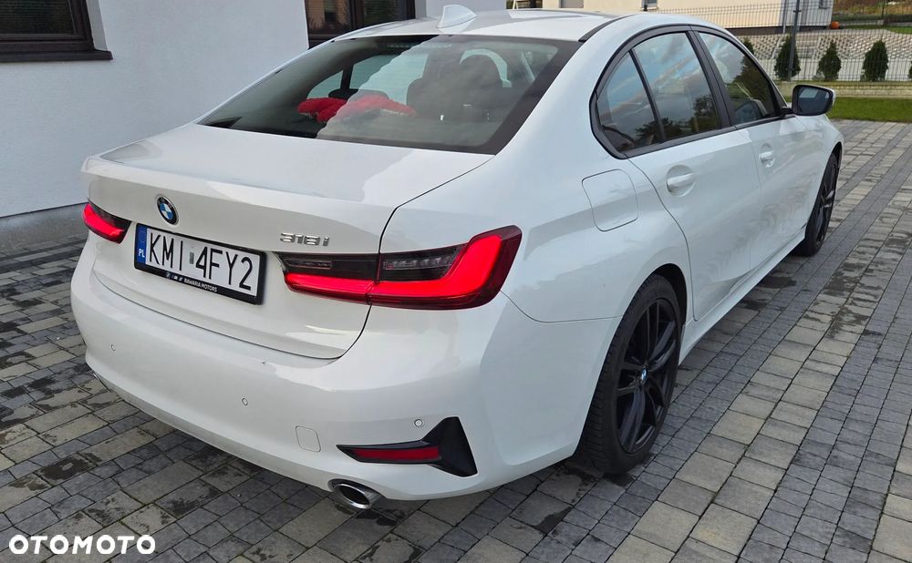 BMW Seria 3 318i Advantage - 24