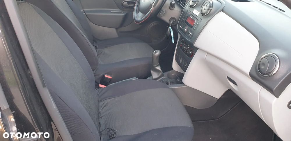 Dacia Sandero - 11
