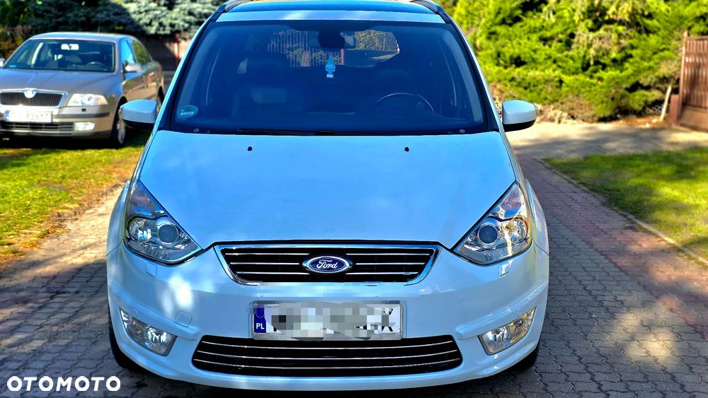 Ford Galaxy - 10