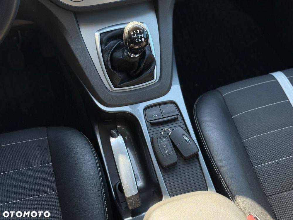 Ford Kuga 2.0 TDCi 4x4 SYNC - 24